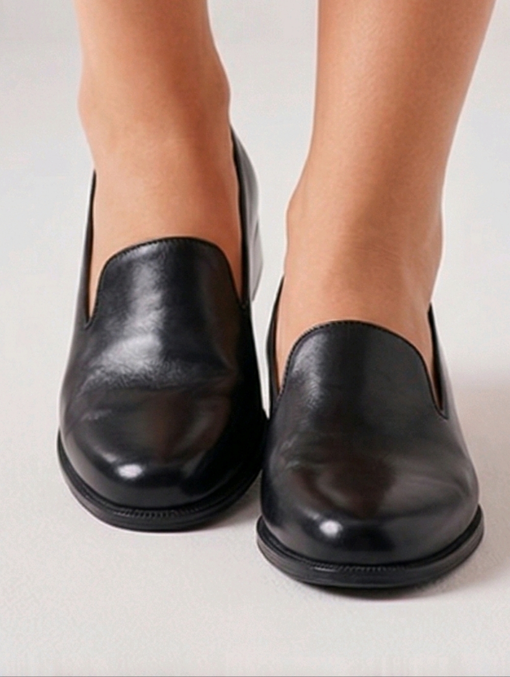 Easy Spirit Ant-Gravity Leather Loafers